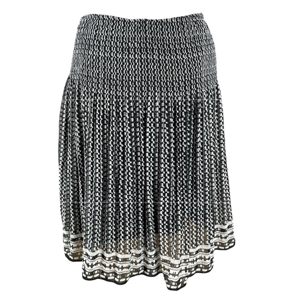MAX STUDIO Black & White Skirt, Size M. - Picture 2 of 11